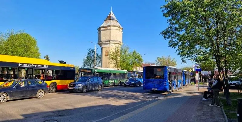 Jak łatwo pobrać bilet na autostradzie A2? Praktyczny przewodnik