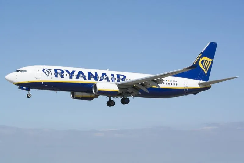 Jak zapłacić za bagaż podręczny w Ryanair — praktyczny przewodnik