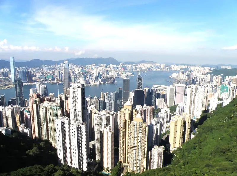 Kiedy najlepiej jechać do Hong Kongu? Odkryj idealny czas na podróż