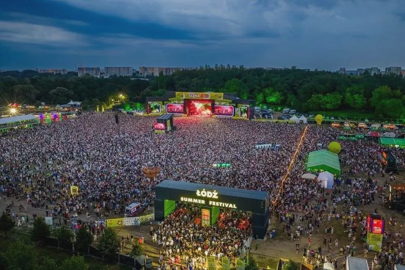 Niezapomniane miejsca, które musisz zobaczyć w Łodzi – najlepsze atrakcje w mieście