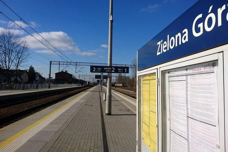 PKP do Zielonej Góry: jak dojechać najwygodniej i najszybciej