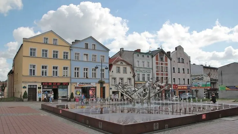 Przewodnik po najlepszych trasach: jak dojechać do Bytowa?