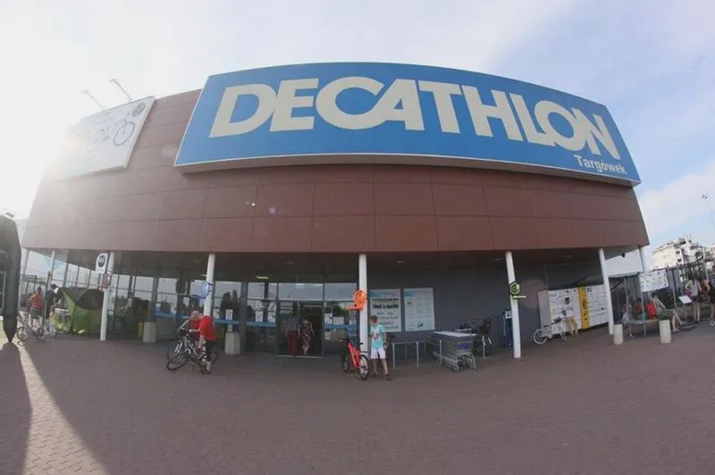 Dojazd autobusem do Decathlonu