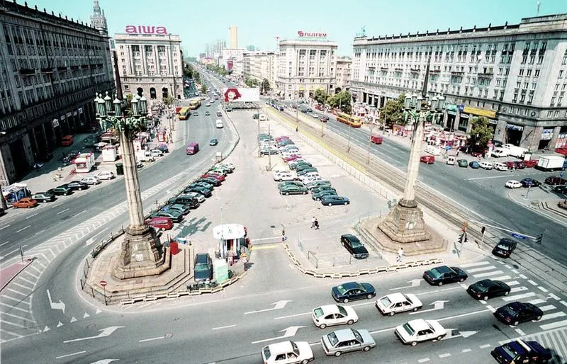 Plac Konstytucji dojazd