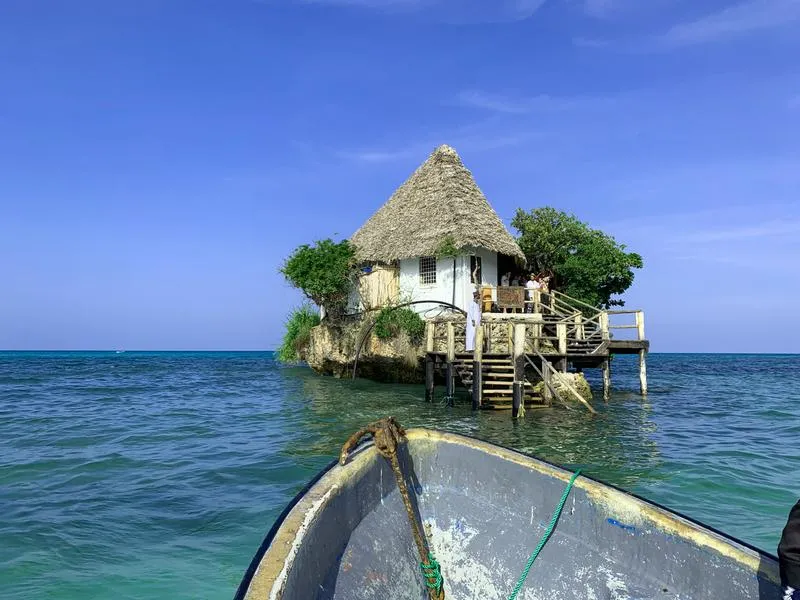 Podróż samolotem z Warszawy