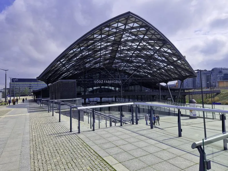 Taksówka czy komunikacja