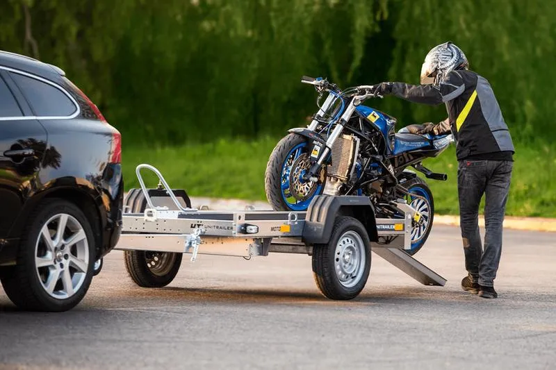 Transport motocykla